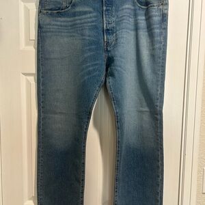 501 Levi's Men's Straight Blue Jeans